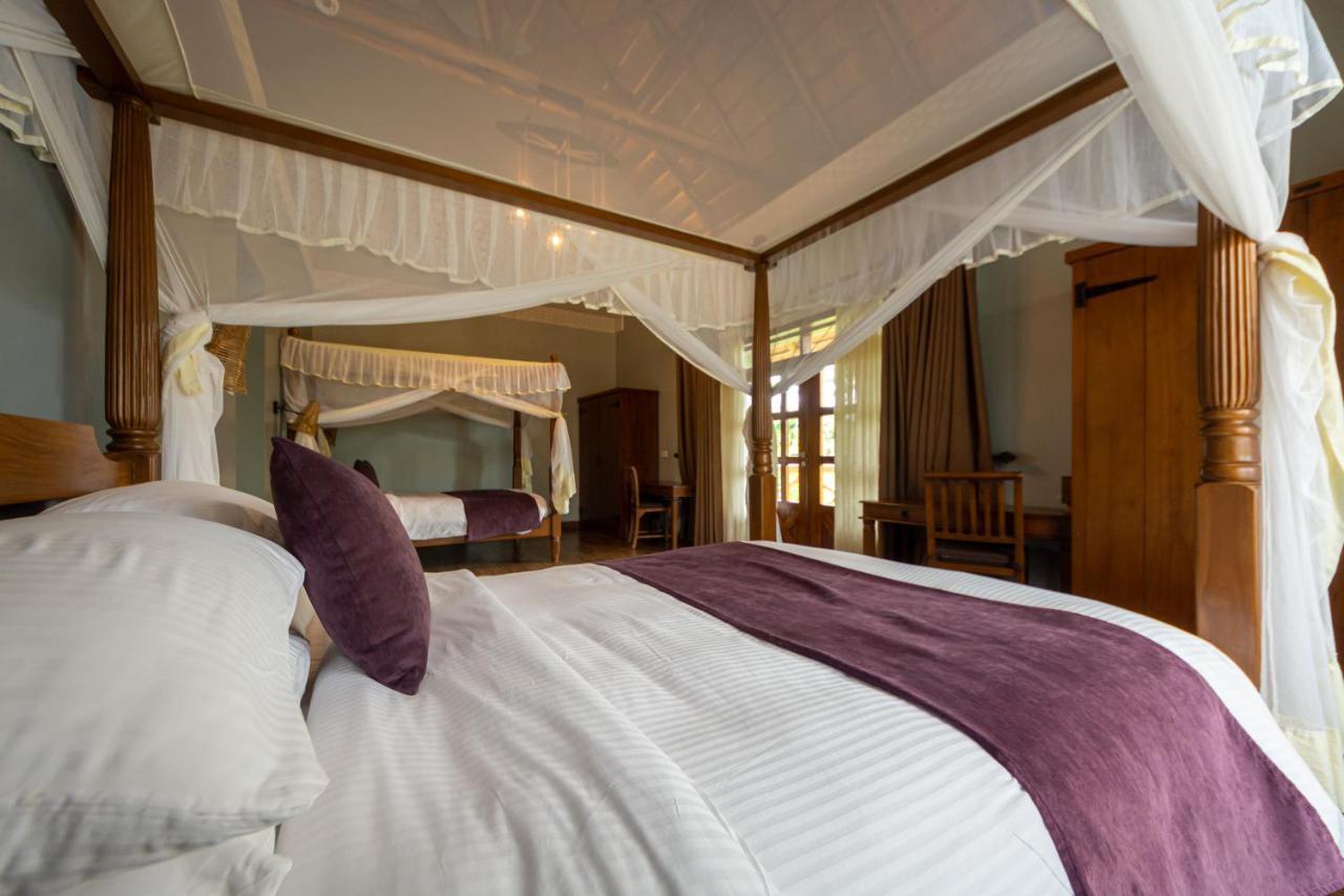Emburara Farm Lodge Mbarara Exteriör bild