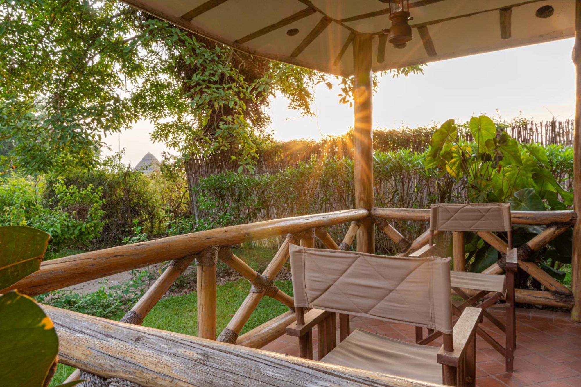 Emburara Farm Lodge Mbarara Exteriör bild