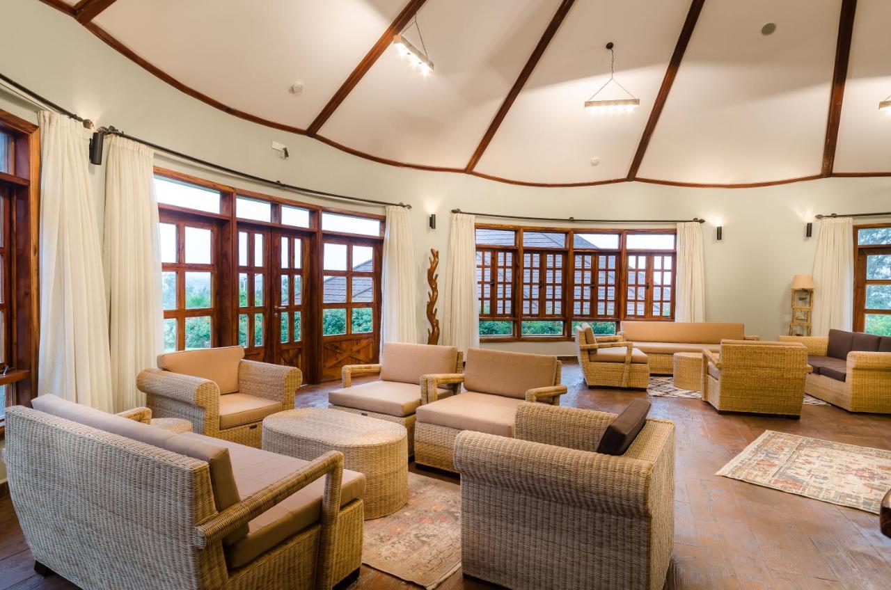 Emburara Farm Lodge Mbarara Exteriör bild