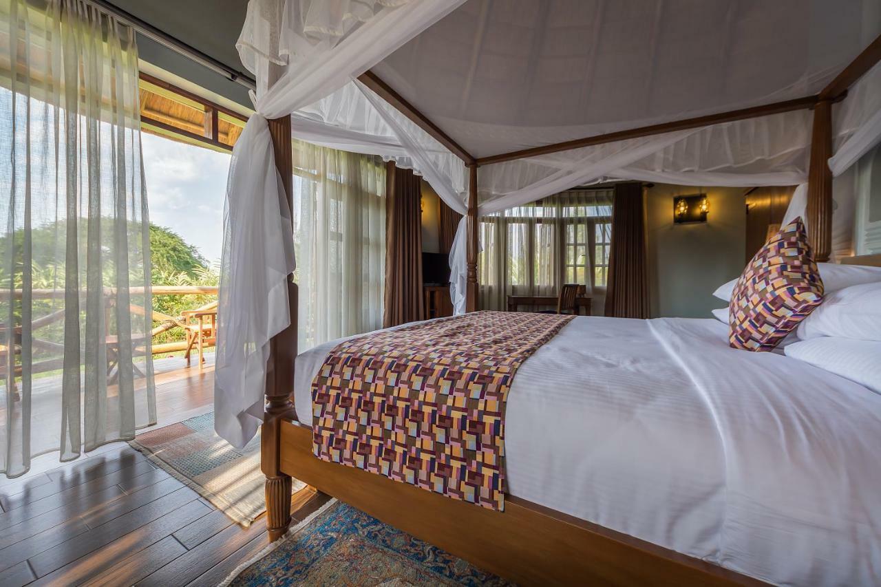 Emburara Farm Lodge Mbarara Exteriör bild